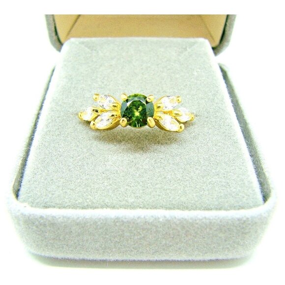 Womens 925 European American Artificial Emerald Zircon Gemstone Fashion Ring 8 - Picture 1 of 8
